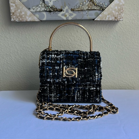 bebe Handbags - Kamala Top Handle Tweed Mini Crossbody5.5Wx5H Black